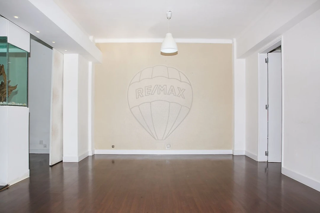 Apartamento T2 para Venda em Olivais Foto 12