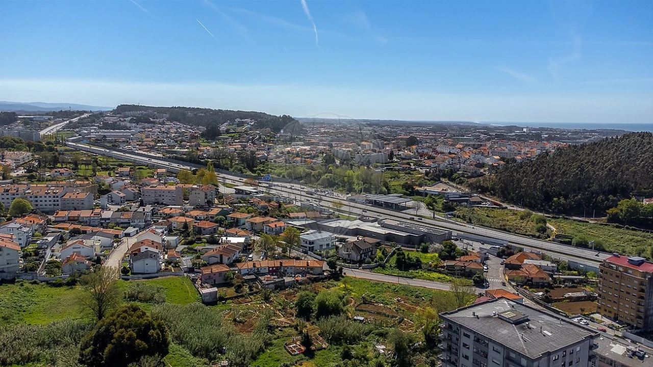 Apartamento T4 para Venda em Mafamude e Vilar do Paraíso Foto 4