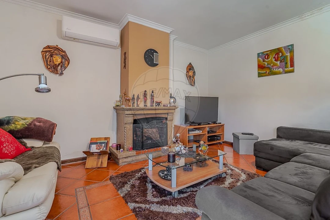 Apartamento T4 para Venda em Mafamude e Vilar do Paraíso Foto 29
