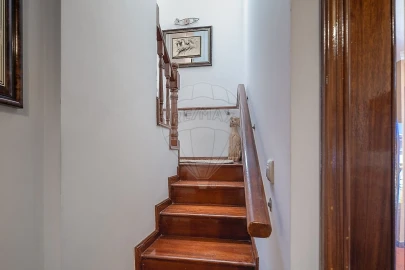 Apartamento T4 para Venda em Mafamude e Vilar do Paraíso