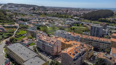 Apartamento T4 para Venda em Mafamude e Vilar do Paraíso
