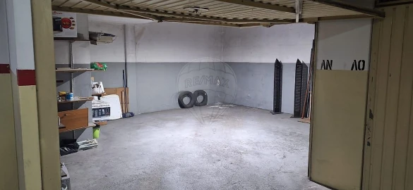 Apartamento T4 para Venda em Mafamude e Vilar do Paraíso