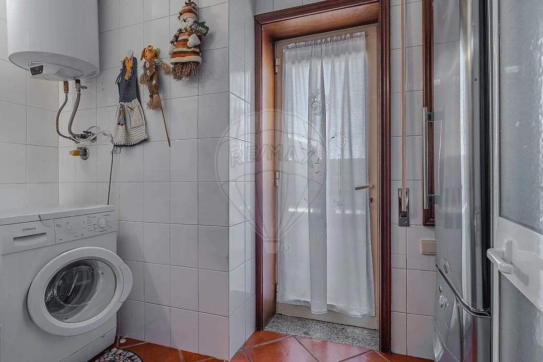 Apartamento T4 para Venda em Mafamude e Vilar do Paraíso Foto 15