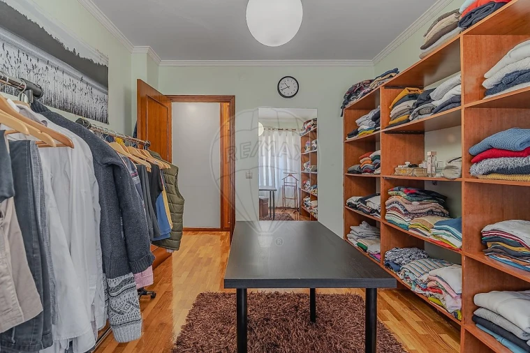 Apartamento T4 para Venda em Mafamude e Vilar do Paraíso Foto 19