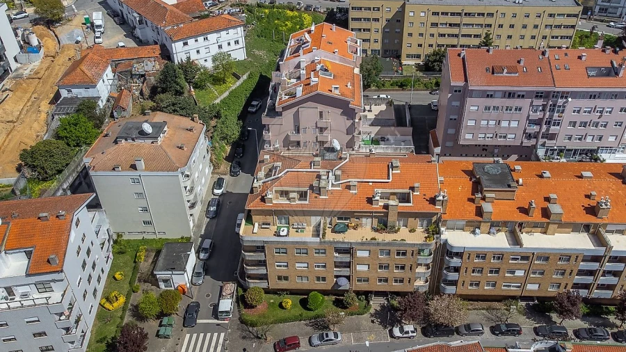 Apartamento T4 para Venda em Mafamude e Vilar do Paraíso Foto 5