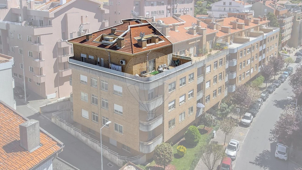 Apartamento T4 para Venda em Mafamude e Vilar do Paraíso Foto 8