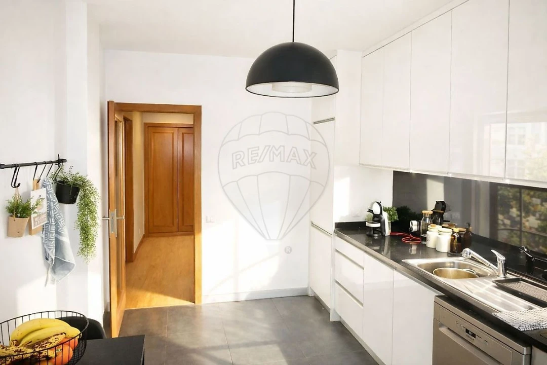 Apartamento T3 para Venda em Anta e Guetim Foto 9