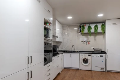 Moradia T3 para Venda em Santo Quintino