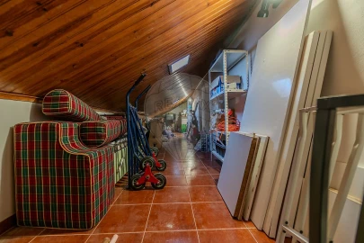 Moradia T3 para Venda em Santo Quintino