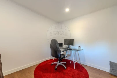 Moradia T3 para Venda em Santo Quintino