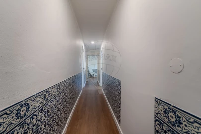 Moradia T3 para Venda em Santo Quintino