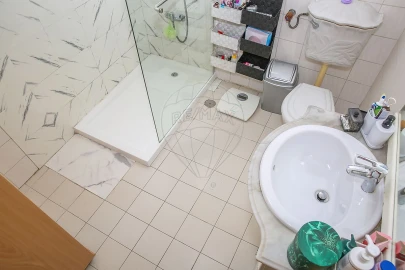 Moradia T3 para Venda em Vila Nova da Rainha