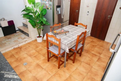 Moradia T3 para Venda em Vila Nova da Rainha