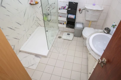 Moradia T3 para Venda em Vila Nova da Rainha