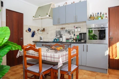 Moradia T3 para Venda em Vila Nova da Rainha