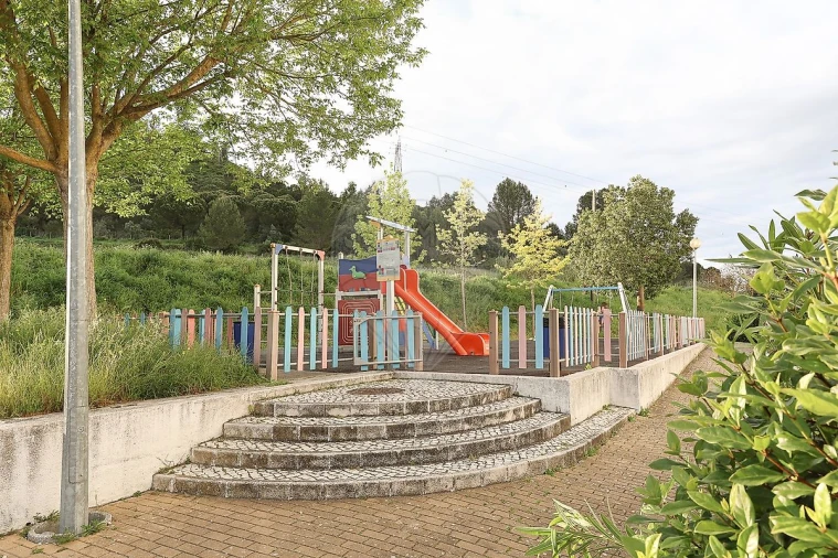 Apartamento T2 para Venda em Castanheira do Ribatejo e Cachoeiras Foto 7
