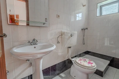 Moradia T3 para Venda em Fornos