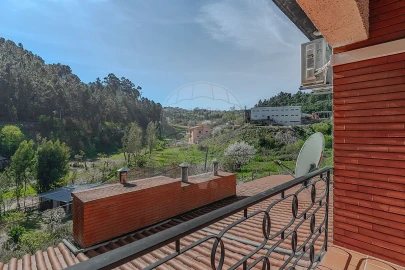 Moradia T3 para Venda em Fornos