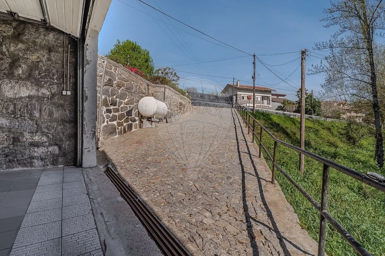 Moradia T3 para Venda em Fornos Foto 37