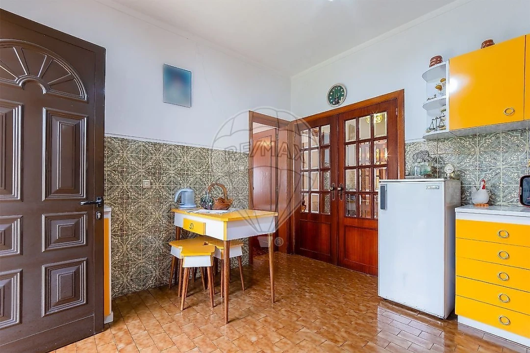 Moradia T5 para Venda em Fânzeres e São Pedro da Cova Foto 4