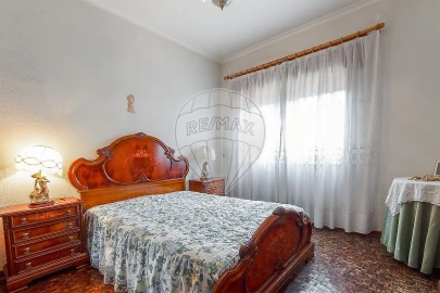 Moradia T5 para Venda em Fânzeres e São Pedro da Cova