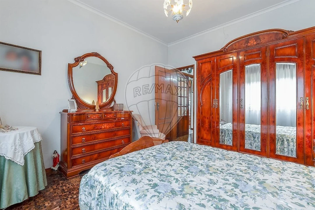 Moradia T5 para Venda em Fânzeres e São Pedro da Cova Foto 20