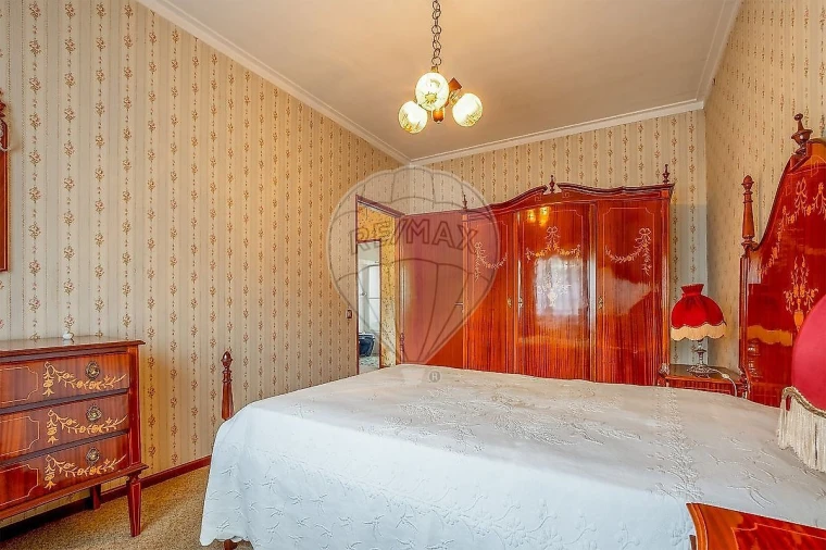 Moradia T5 para Venda em Fânzeres e São Pedro da Cova Foto 30