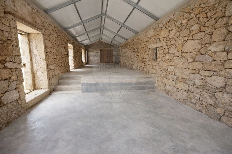 Moradia T3 para Venda em Campanhã Foto 4