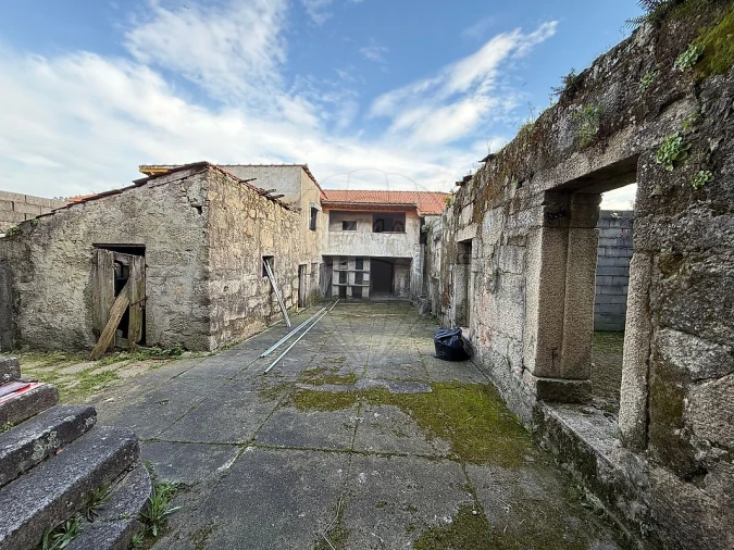 Moradia T3 para Venda em Aguas Santas Foto 3