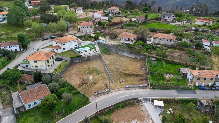 Terreno para Venda em Alvarenga