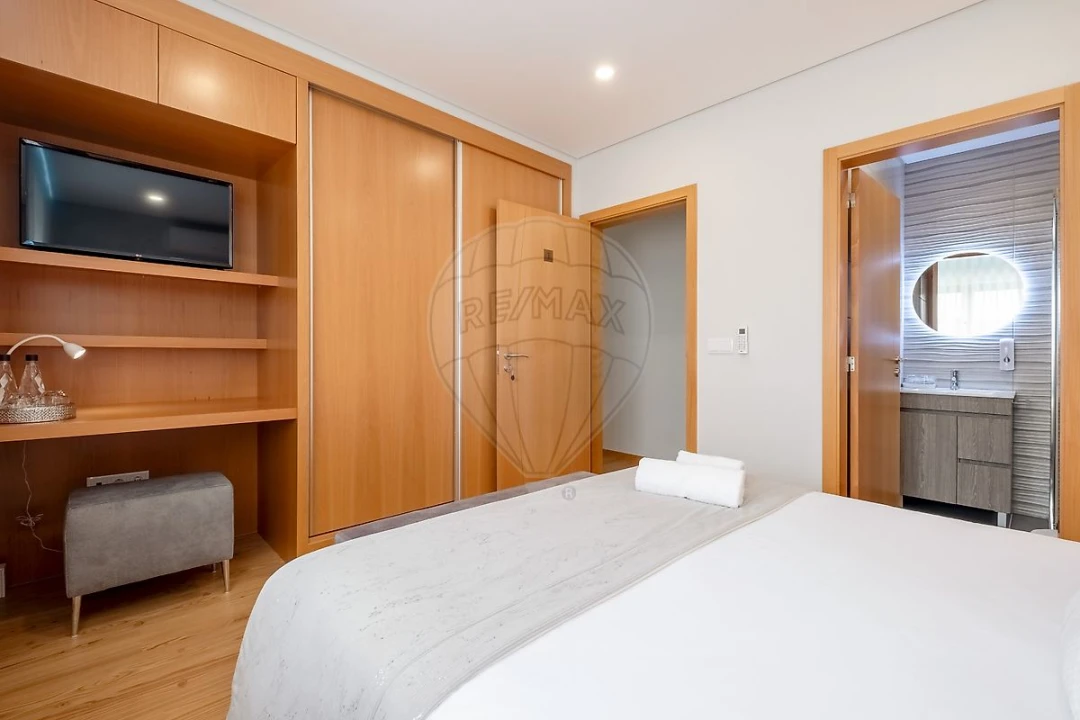 Moradia T3 para Venda em Alvarenga Foto 28