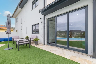 Moradia T3 para Venda em Alvarenga