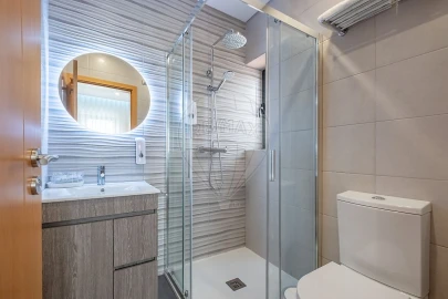 Moradia T3 para Venda em Alvarenga