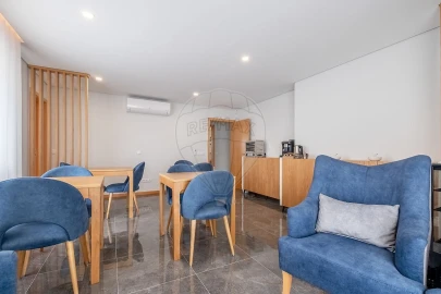 Moradia T3 para Venda em Alvarenga