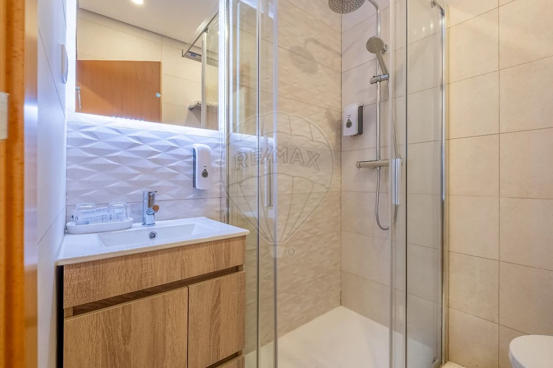 Moradia T3 para Venda em Alvarenga Foto 33