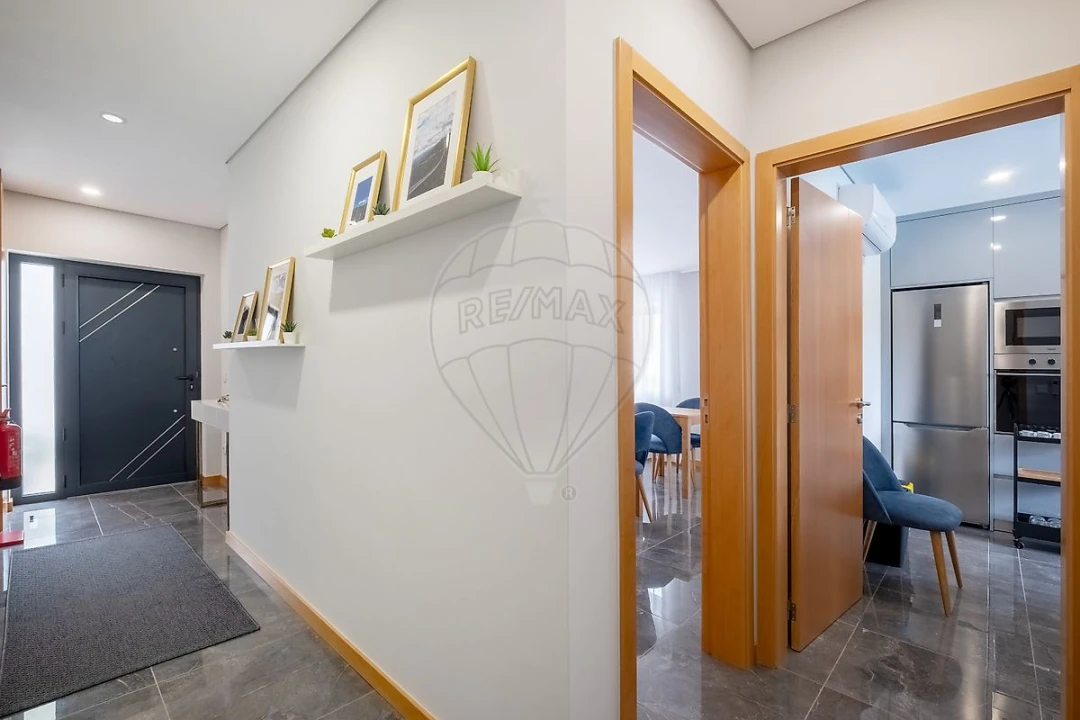 Moradia T3 para Venda em Alvarenga Foto 4