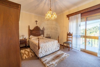 Moradia T4 para Venda em Croca