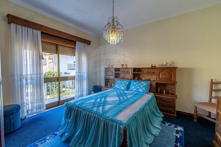 Moradia T4 para Venda em Croca Foto 12