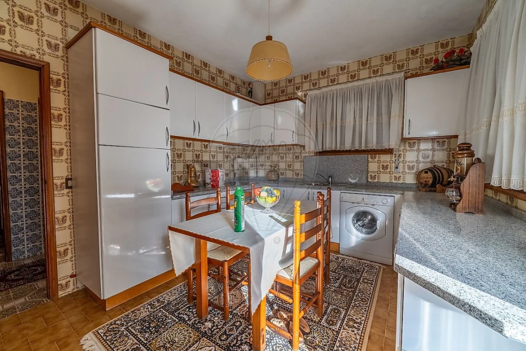 Moradia T4 para Venda em Croca Foto 21