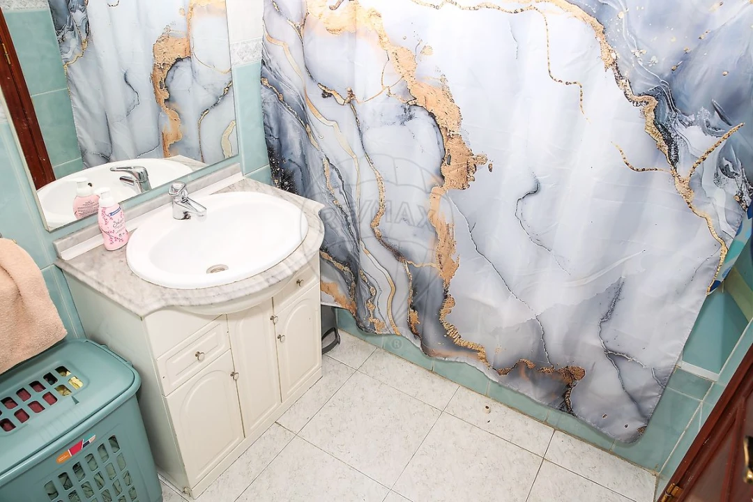 Apartamento T2 para Venda em Carregado e Cadafais Foto 17