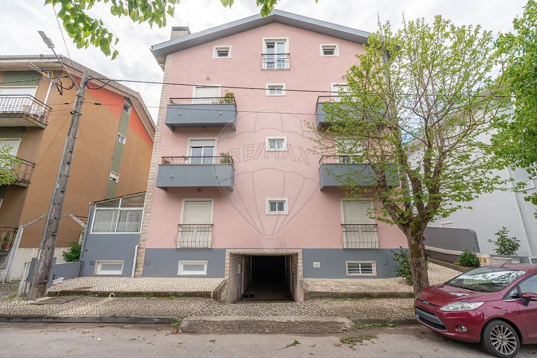 Apartamento T2 para Venda em Lousã e Vilarinho Foto 24