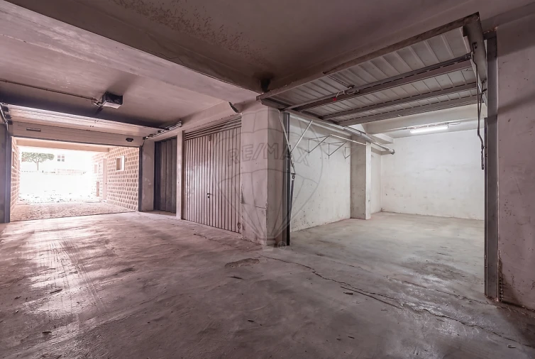 Apartamento T2 para Venda em Lousã e Vilarinho Foto 27