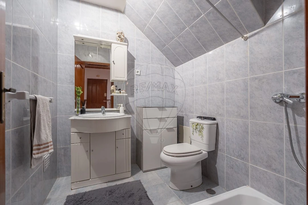 Apartamento T2 para Venda em Lousã e Vilarinho Foto 14