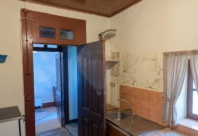 Moradia T4 para Venda em Midões