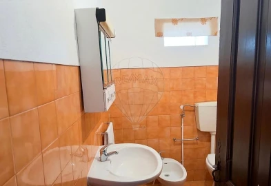 Moradia T4 para Venda em Midões