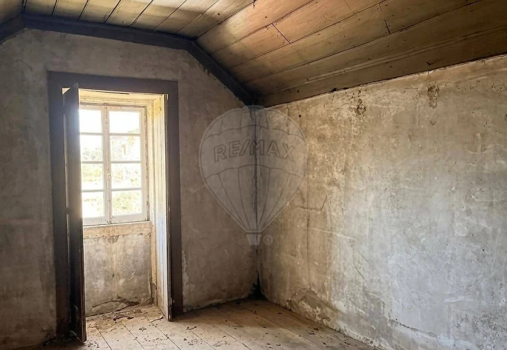 Moradia T4 para Venda em Midões Foto 17