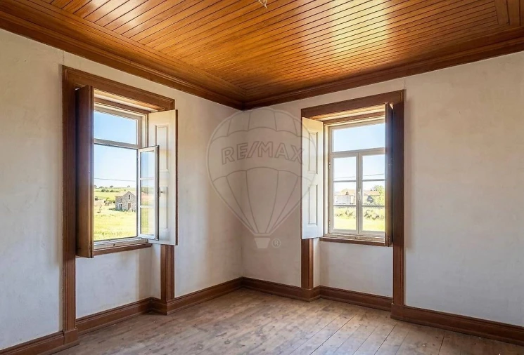 Moradia T4 para Venda em Midões Foto 10