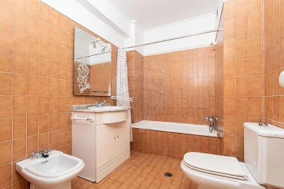 Apartamento T2 para Venda em Moscavide e Portela