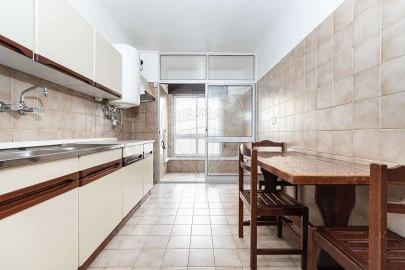 Apartamento T2 para Venda em Moscavide e Portela