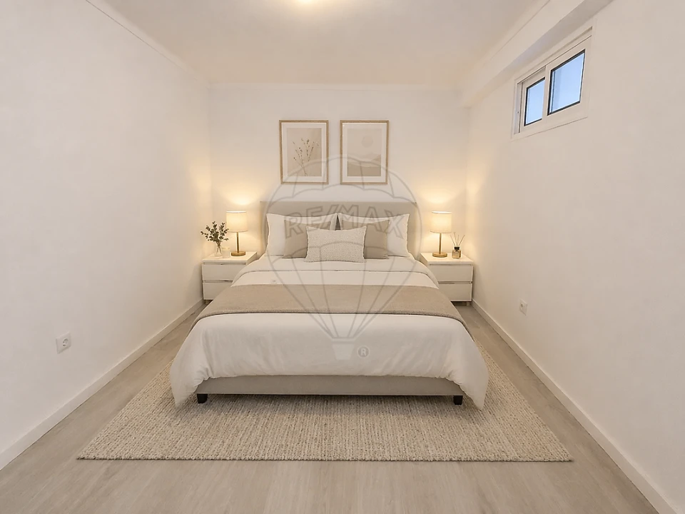 Apartamento T1 para Venda em Póvoa de Santo Adrião e Olival Basto Foto 8